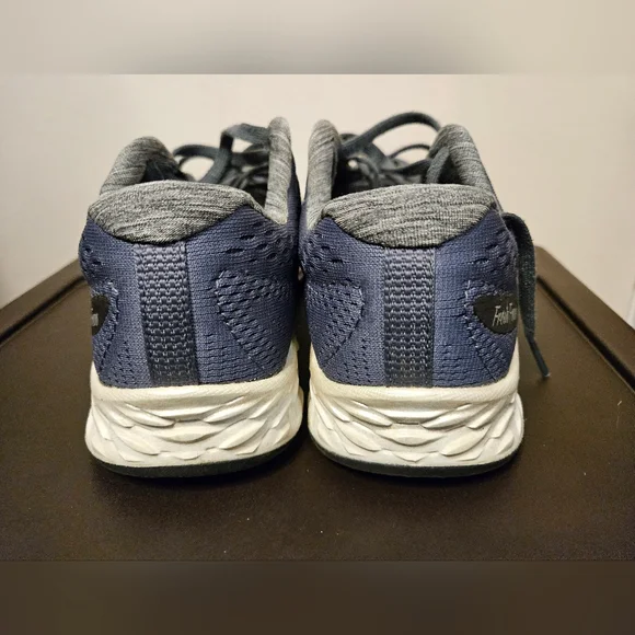 New Balance Fresh foam sneakers size 6 like new worn 1x - Picture 3 of 6